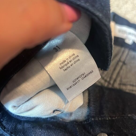 BNWT - WEWOREWHAT LOW RISE DAD JEANS INDIGO BLUE - 31 - Picture 8 of 9